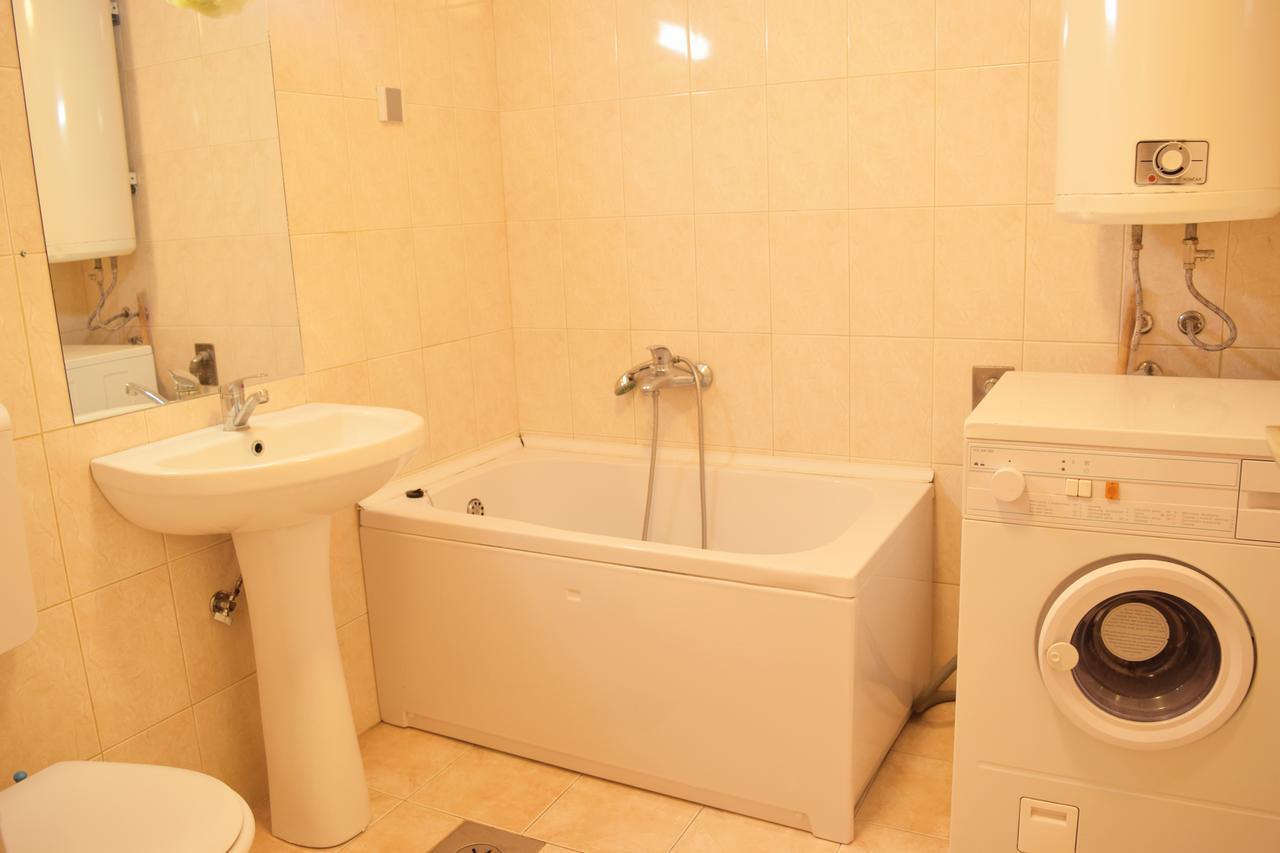 Two Bedroom Apartment Near Centre オフリド エクステリア 写真